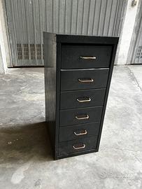 Cassettiera Industriale Vintage in Metallo