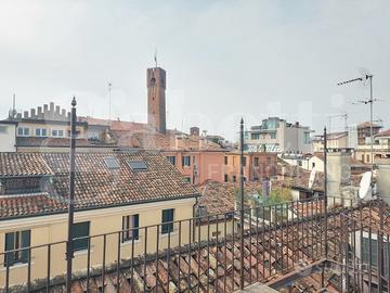 Appartamento Treviso [Cod. rif 3275232VRG] (Centro