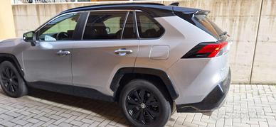 Toyota RAV4 STYLE awd del 2024