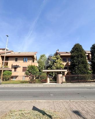 3 LOCALI A LISSONE