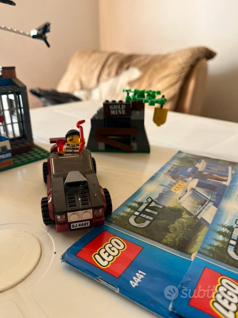 Lego Guardia Forestale 4440 e 4441 Collezionismo In vendita a Verona