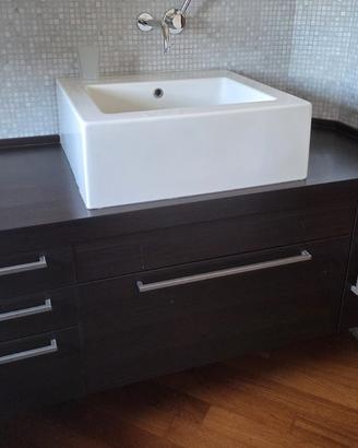 Mobile bagno con lavabo 
