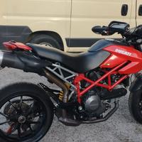 Ducati hypermotard 796