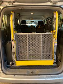 Pedana idraulica Auto per Disabili