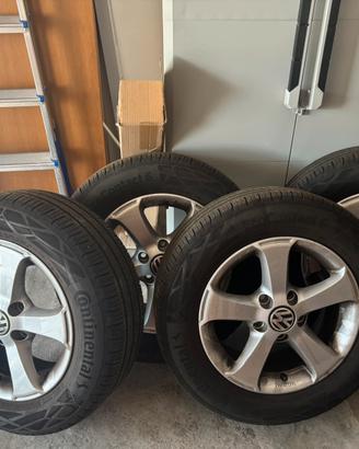 4 Gomme estive e 4 cerchi in lega Volkswagen