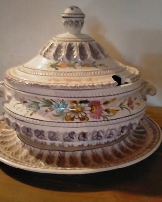 Zuppiera Ceramiche Bassano con coperchio. Vintage