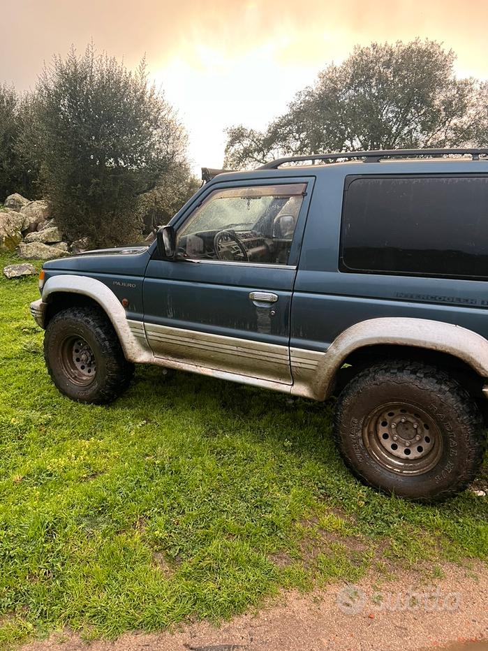 MITSUBISHI Pajero ('82-'00)