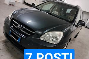 7 POSTI Kia Carens 2.0 16V 140CV
