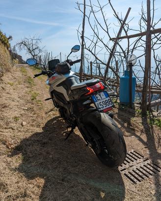 Suzuki Katana GSX S 1000
