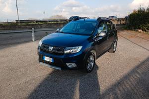 DACIA SANDERO STEPWAY ADATTA PER NEOPATENTATI 