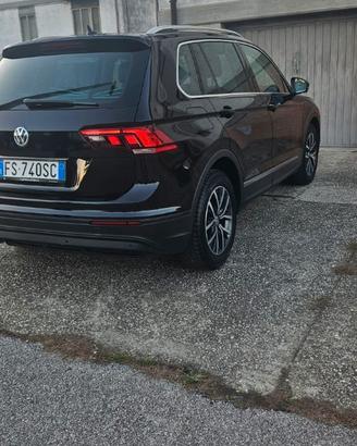 Volkswagen tiguan 1.6