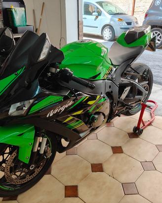 Kawasaki zx10 r