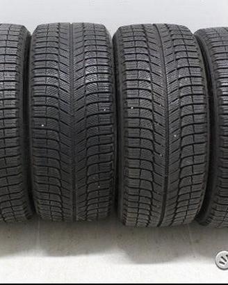 4 gomme usate invernali 225 50 17 Michelin alpin