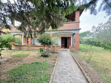 VILLA SINGOLA A CURTATONE