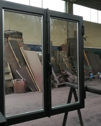 Serramenti in ferro/grate/porte