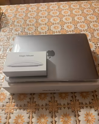 Macbook