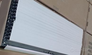 Cartongesso e traversini a T color bianco