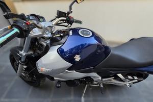 Suzuki GSR 600 - 2006