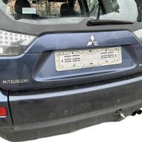 PER SOLI RICAMBI DA Mitsubishi Outlander 4x4 blu