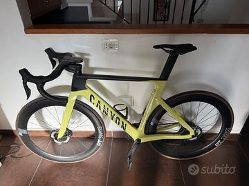 Canyon Aeroad CF SLX 8 Di2