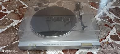 Giradischi   Akai AP-B110. 