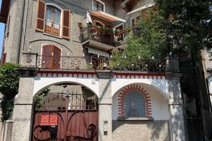 Appartamento di 166 m² con 3 locali e posto auto a