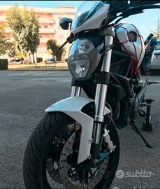 Ducati 696+ solo 18000Km!!!