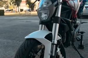 Ducati 696+ solo 18000Km!!!