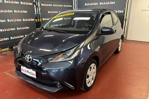 TOYOTA Aygo 1.0 VVT-i 69 CV 3p. x-play