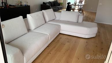 Divano angolare. Divani&Divani by Natuzzi.