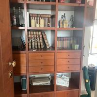 Libreria in legno massello