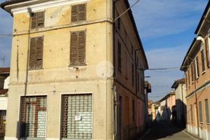 PALAZZINA A PIEVE PORTO MORONE