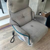 POLTRONA RELAX RECLUNABILE CON TELECOMANDO
