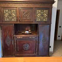 Credenza antica