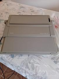 macchina da scrivere Olivetti 