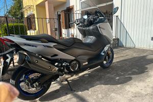 T-Max  560  zero sinistri pari al nuovo 3000km