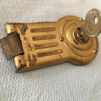 Chiave con serratura per baule epoca