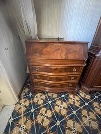 Mobile in legno autentico