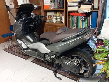 Yamaha T Max - 2008