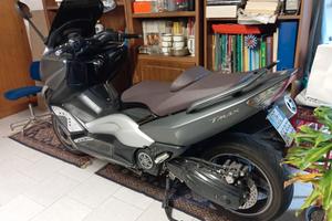 Yamaha T Max - 2008