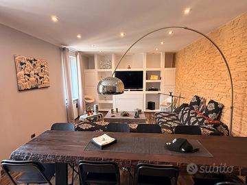 Appartamento con terrazzo a bagnoli
