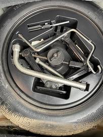 Ruotino di scorta mai usato