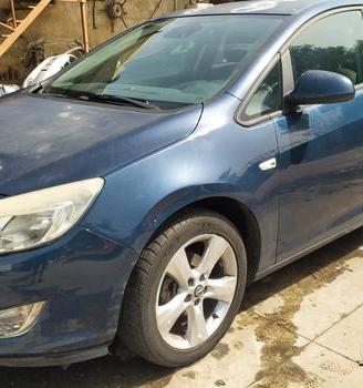Ricambi Opel Astra J anno 2011 cil.1.4 Turbo Benz