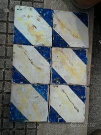 Antiche riggiola mattoni maioliche Napoli bottigli