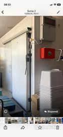 Attrezzatura negozio surgelati a Siena