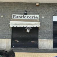 NEGOZIO A PIOSSASCO