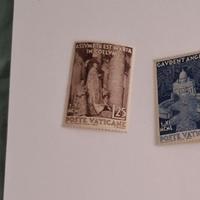 Due francobolli della Città  Vaticano, serie 1951