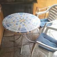 Tavolino da giardino, balcone con 2 sedie. Diam 80