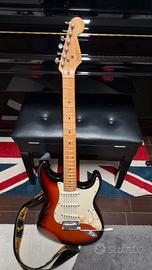 FENDER STRATO