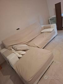 divano in pelle chaise longue